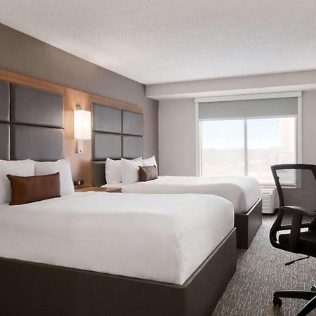 Wingate By Wyndham Cincinnati Блу Аш Экстерьер фото