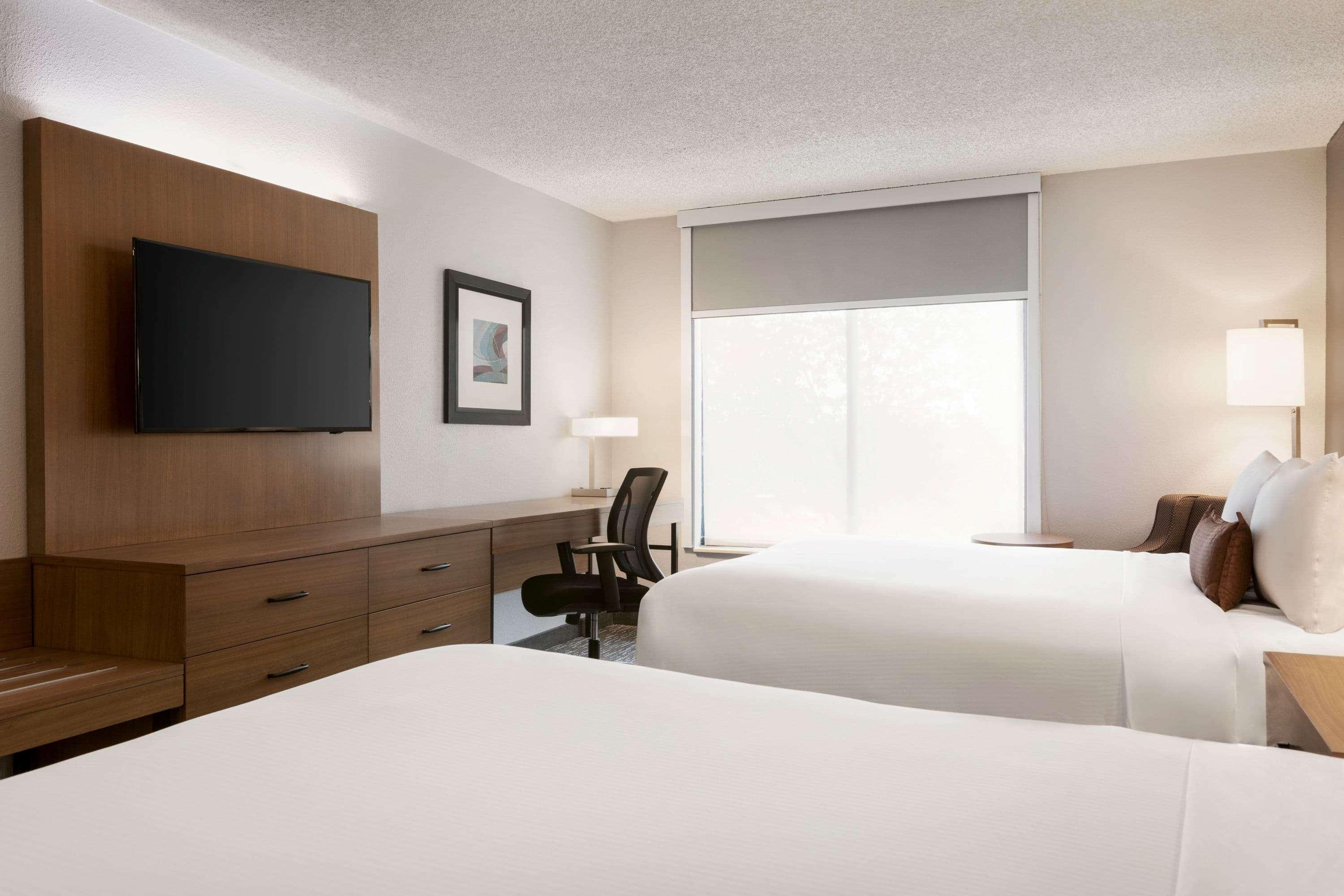 Wingate By Wyndham Cincinnati Блу Аш Экстерьер фото